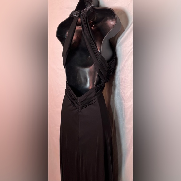 Xscape gown - Picture 9 of 12